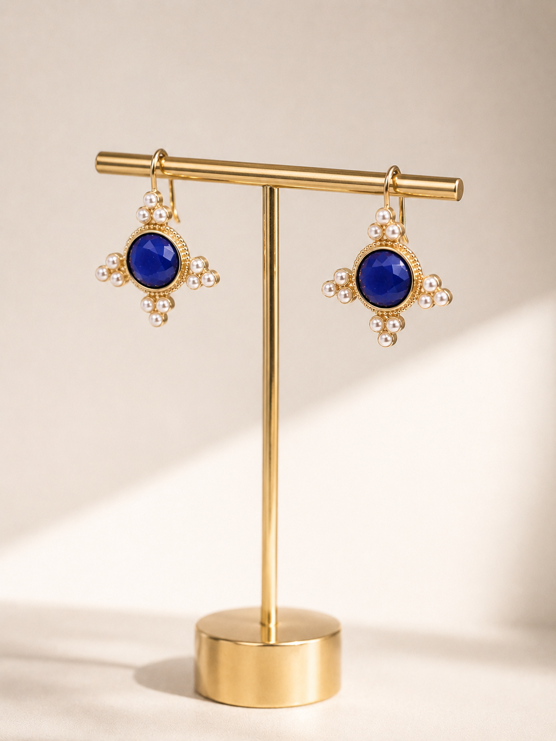 ALMA Earrings - Small SAPPHIRE
