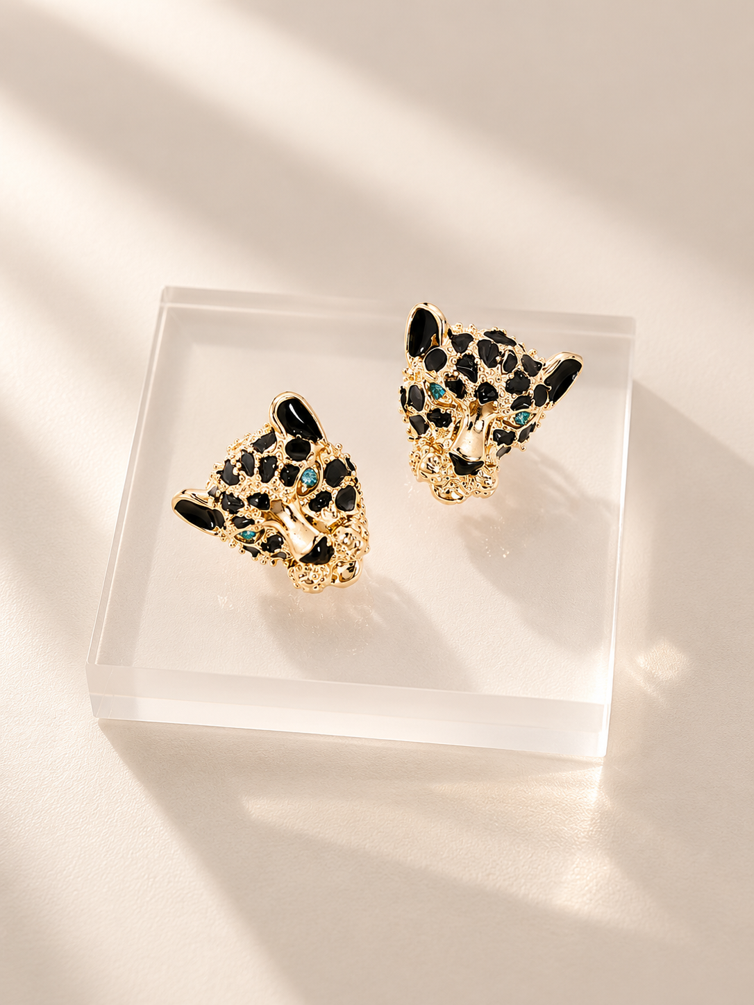 COMPLICITY Earrings