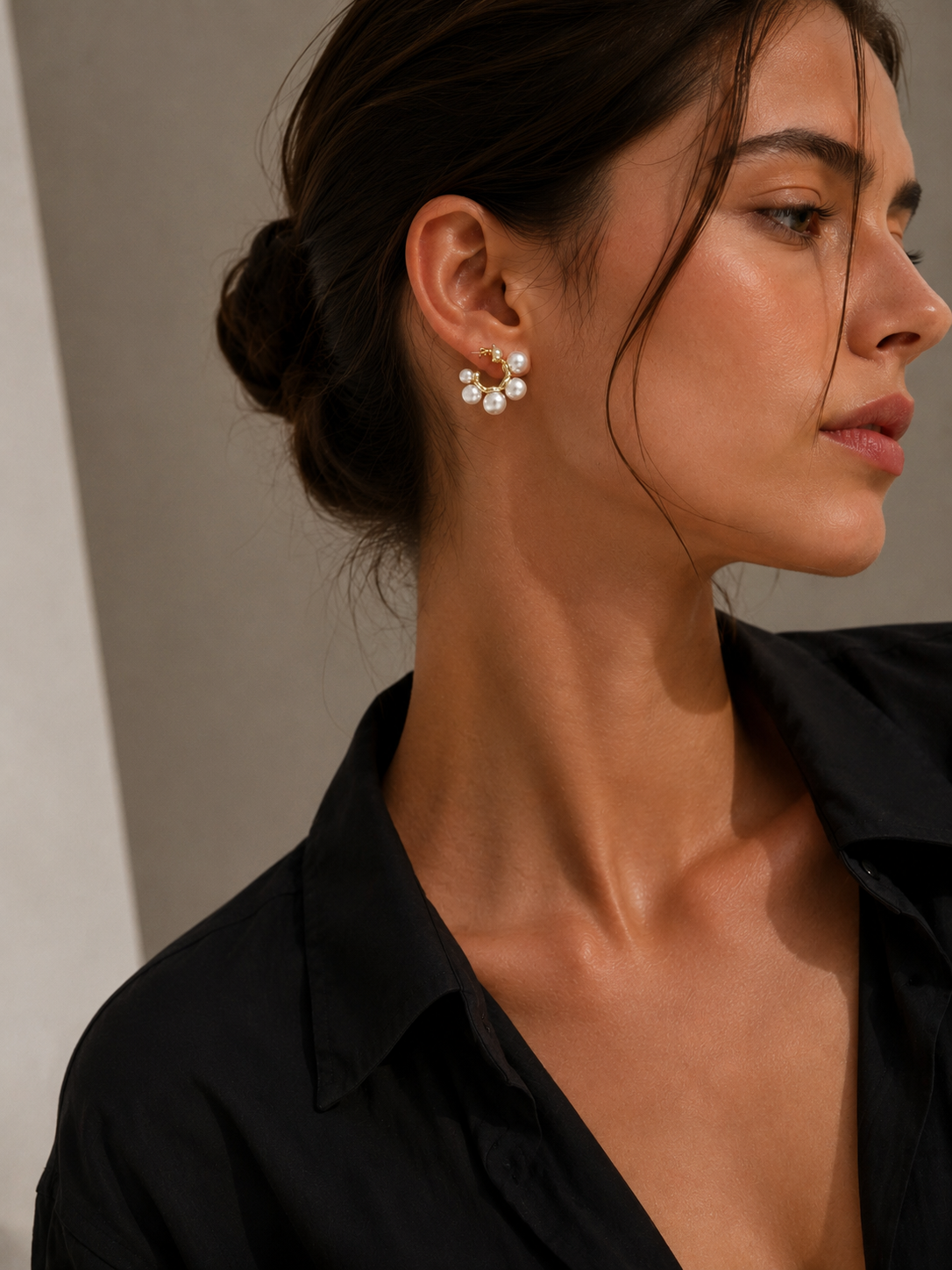 Hoop Earrings CONTAINMENT