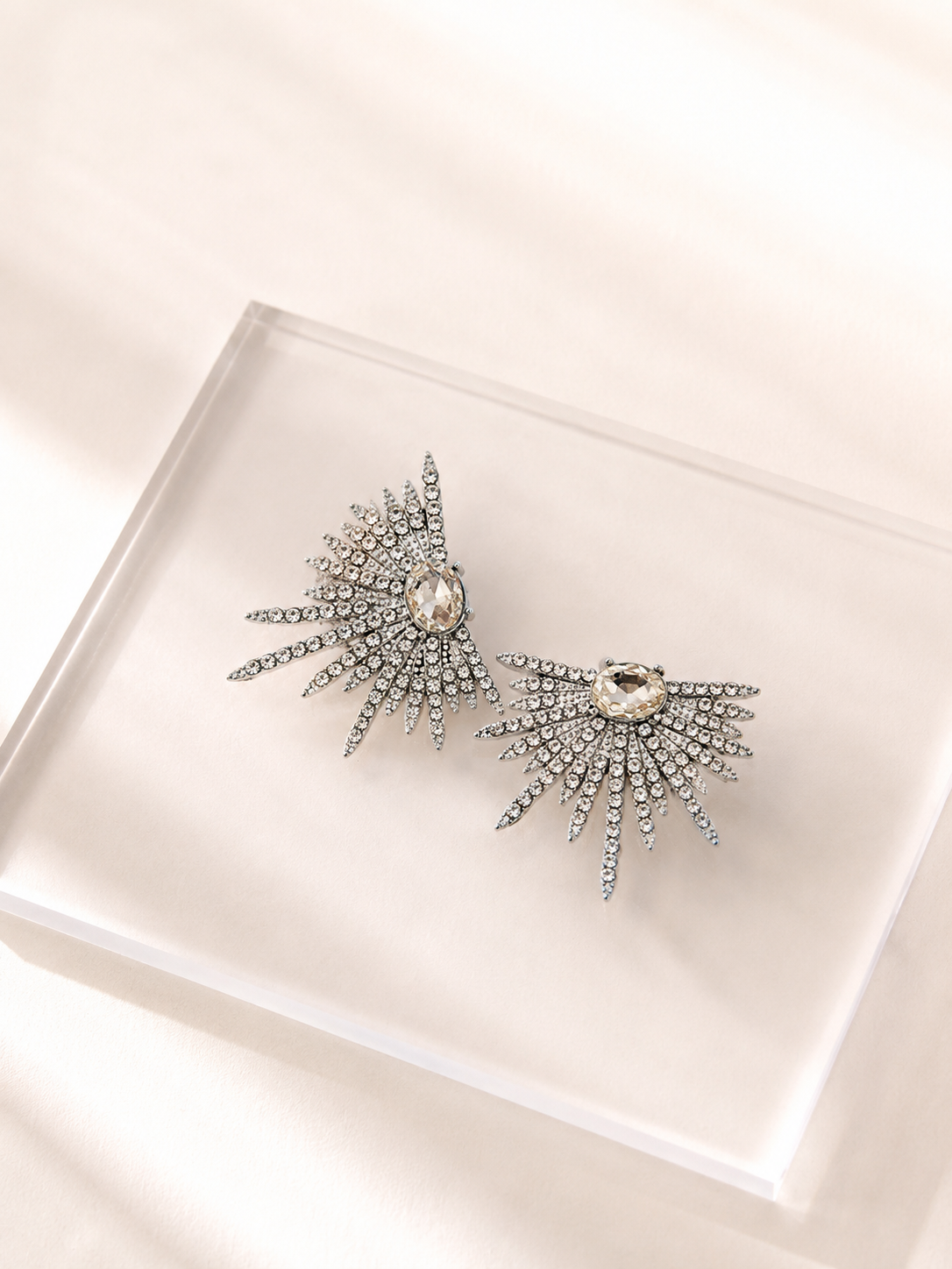 UMBRAL Earrings - White
