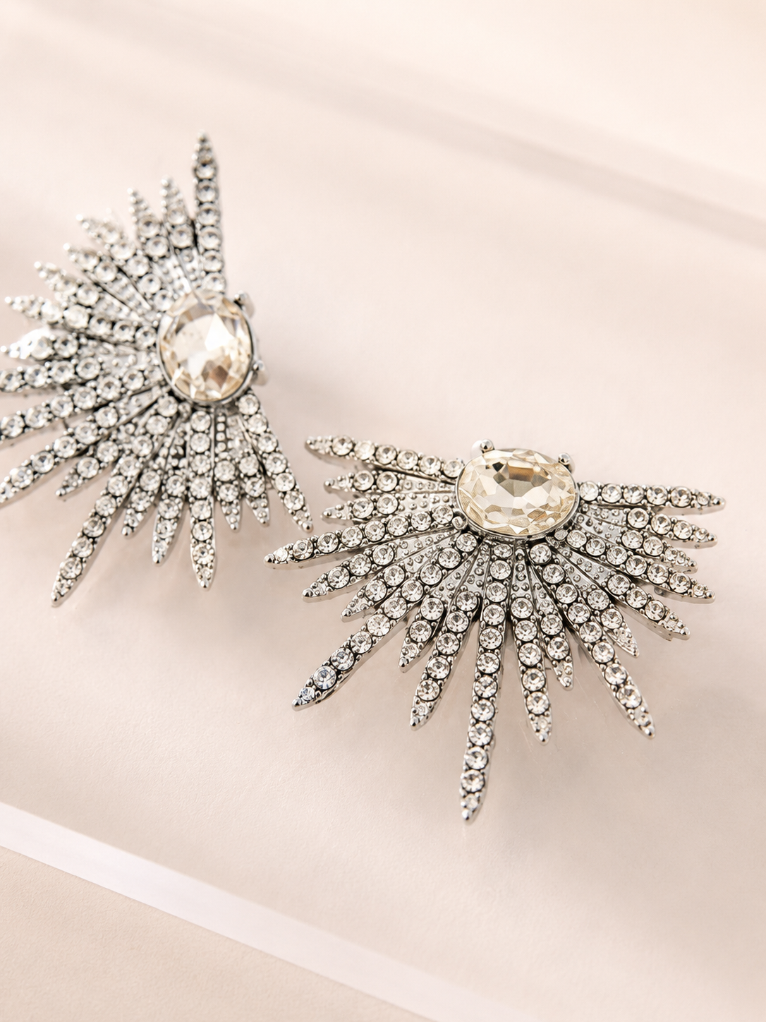 UMBRAL Earrings - White