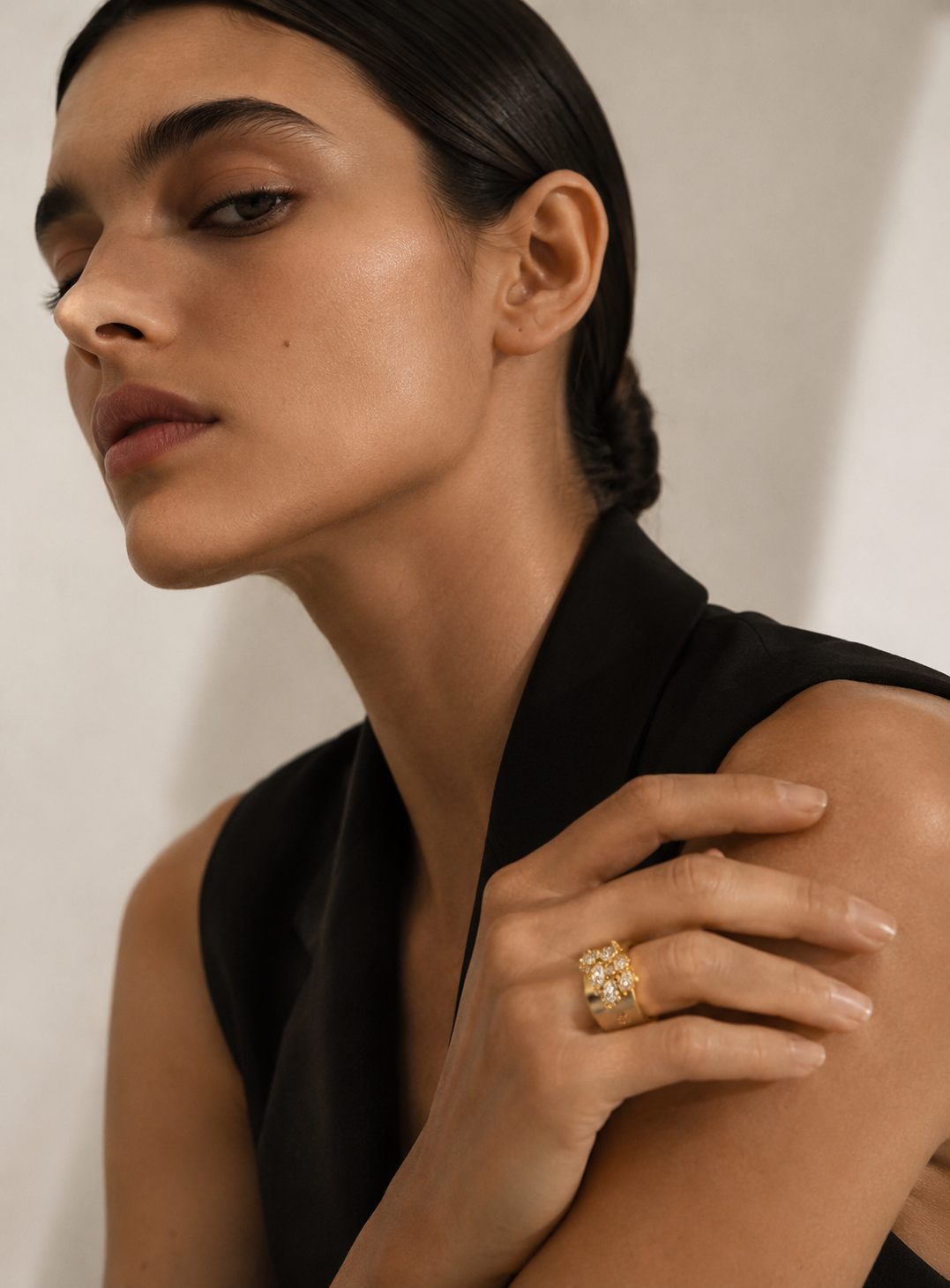 BEE MAGNET Ring