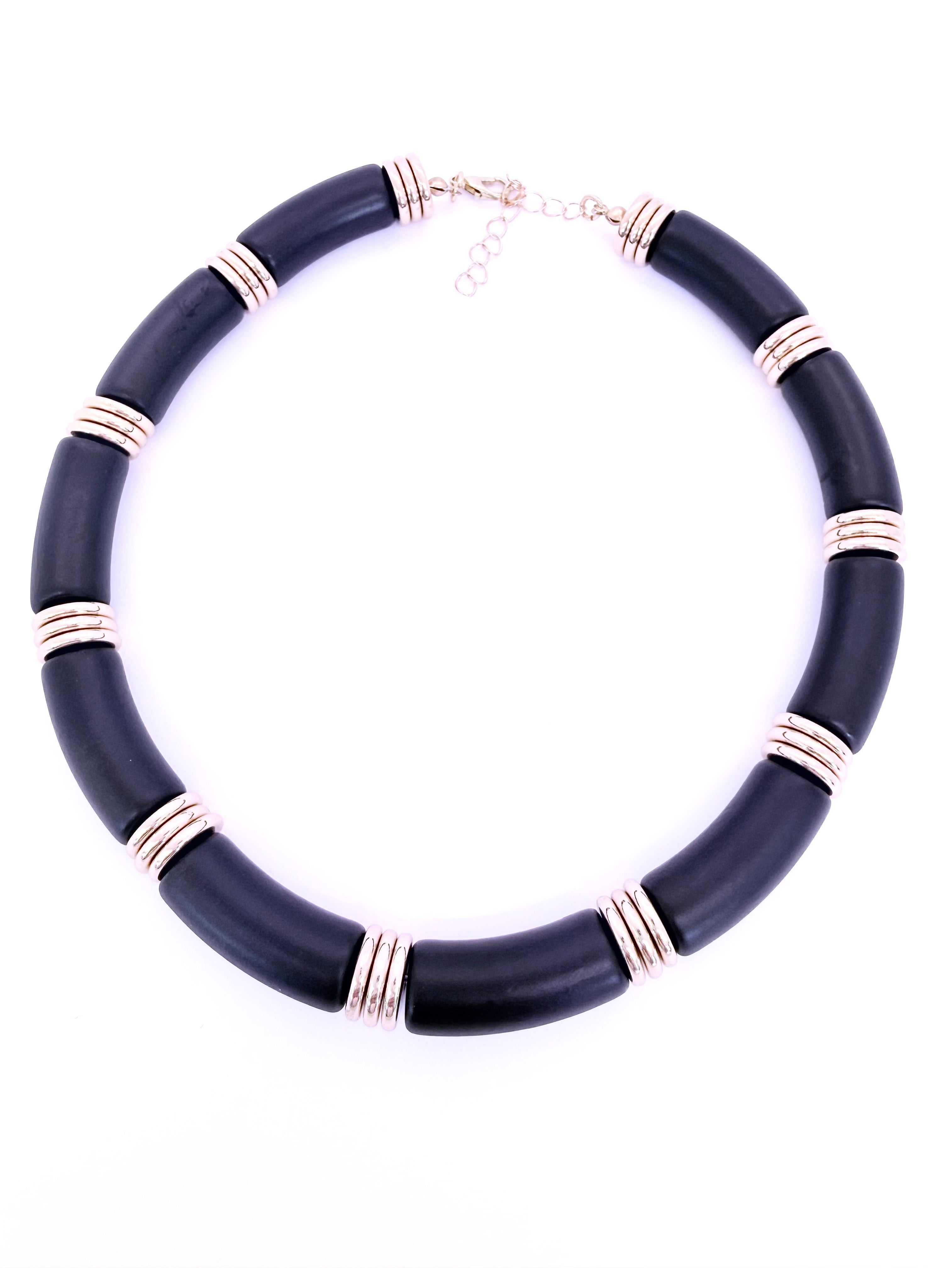 Collar FORTALEZA - Negro