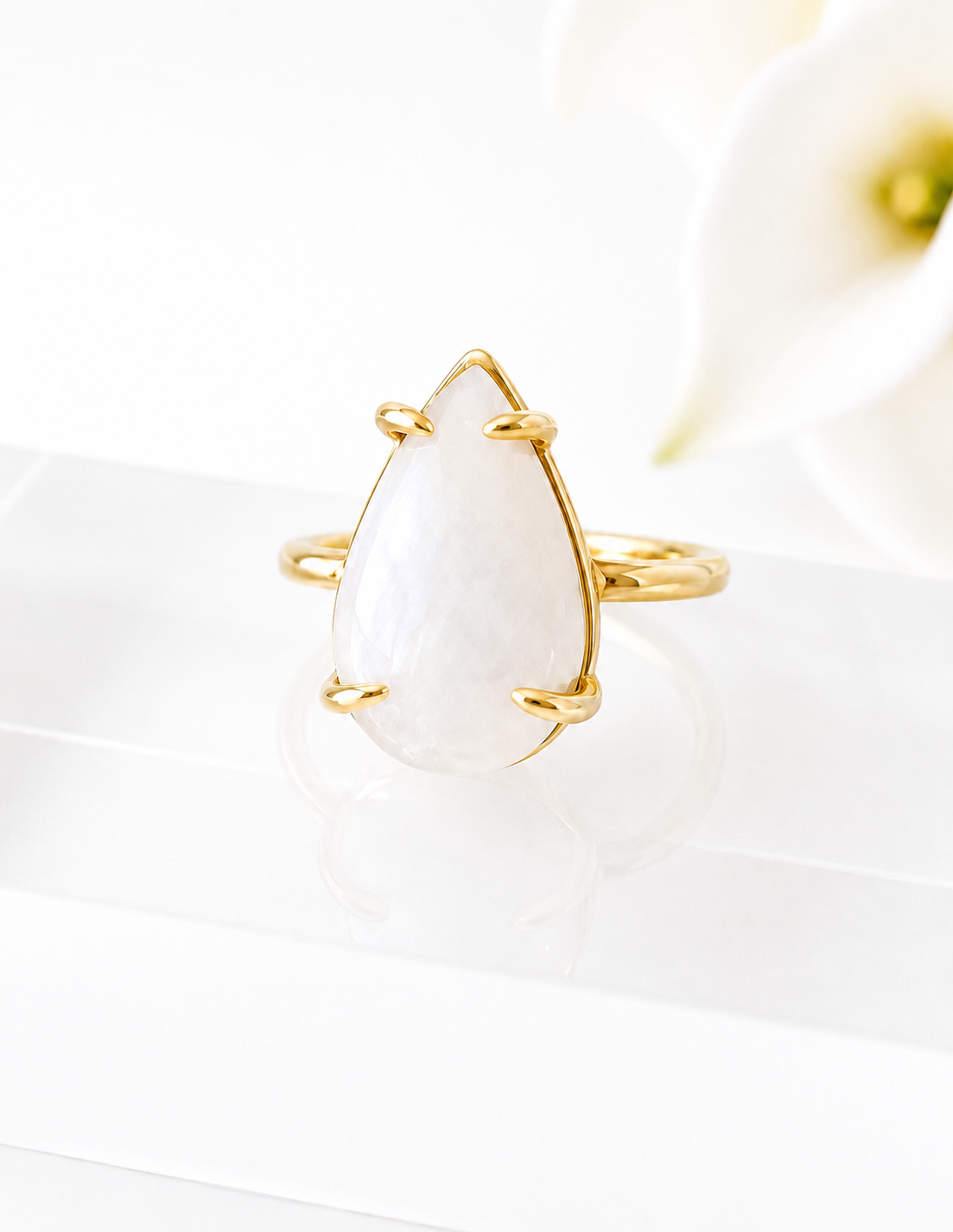 Anillo GOTA DE LUNA