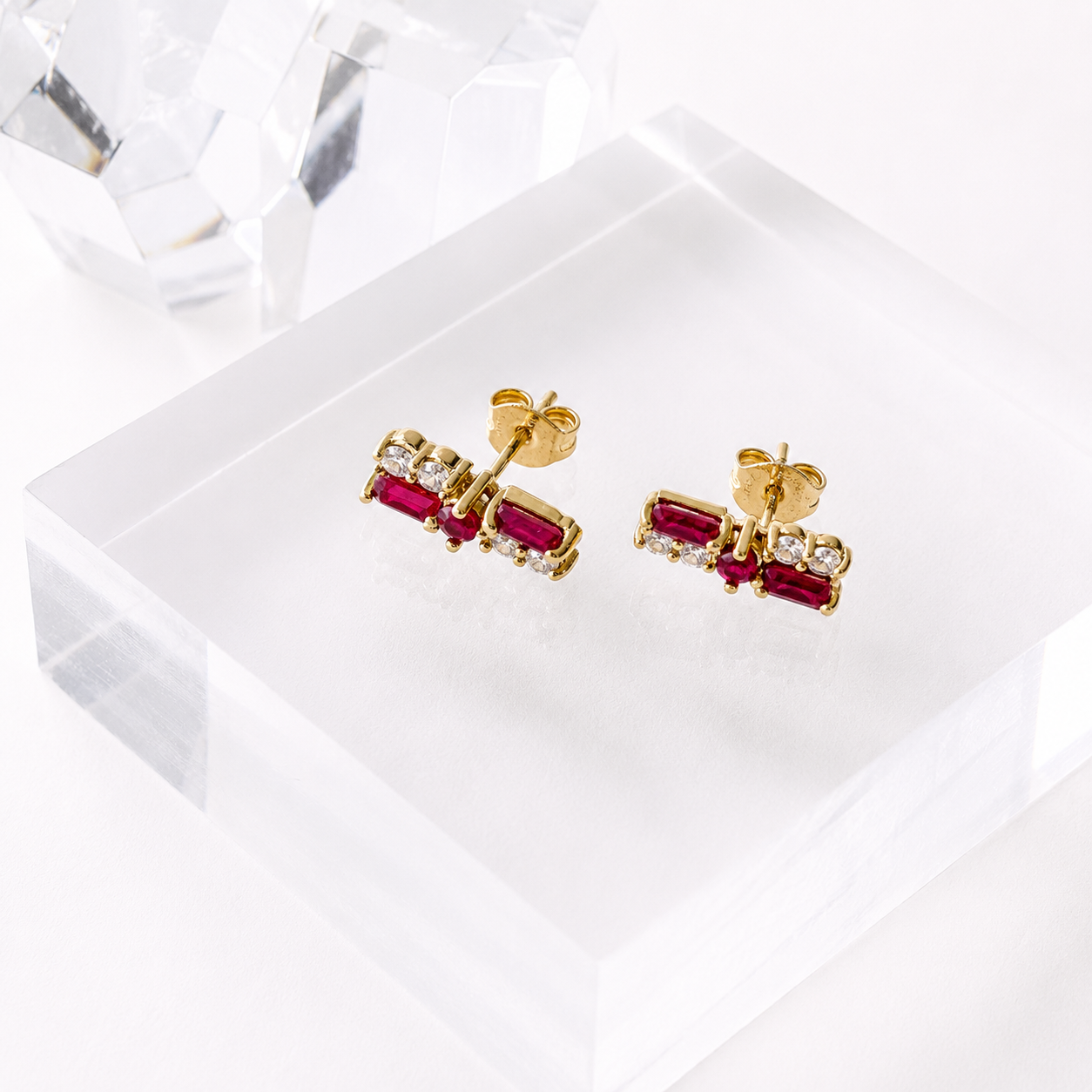 Aretes Constelación Rubí