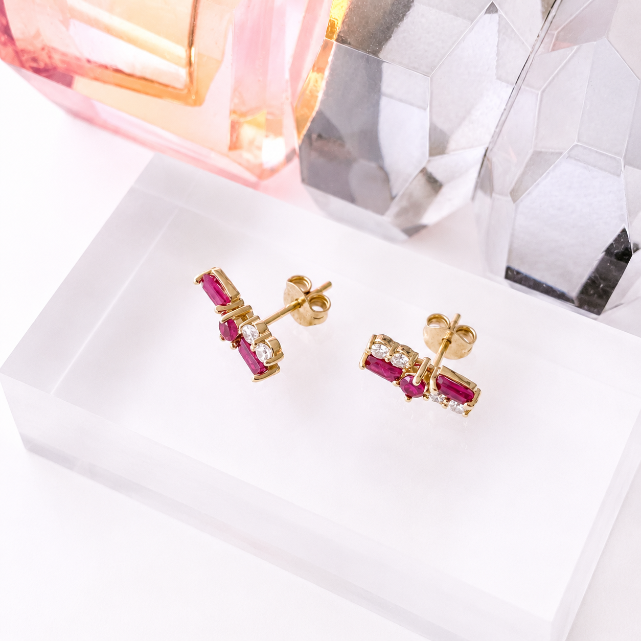 Aretes Constelación Rubí