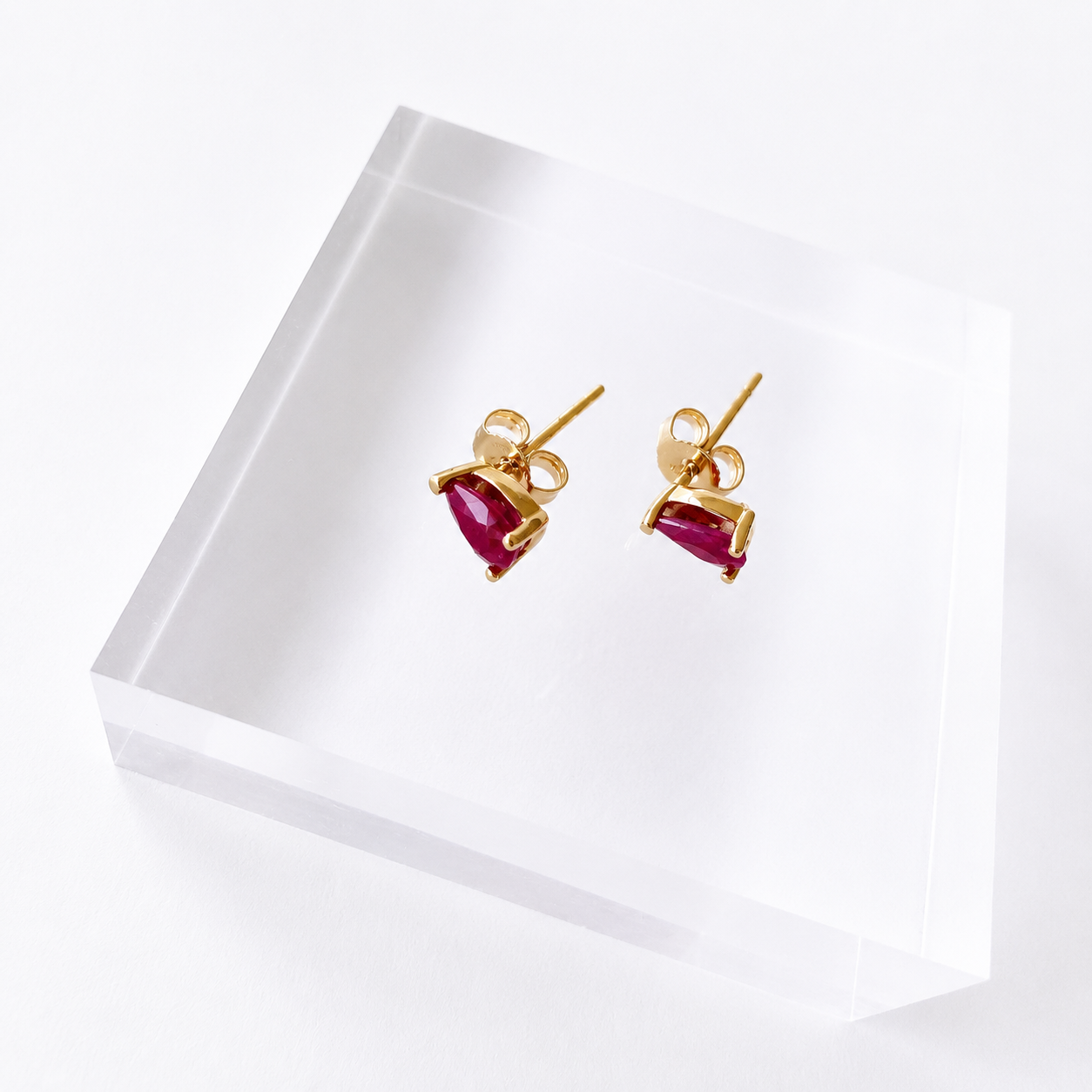 Aretes Gota Rubí