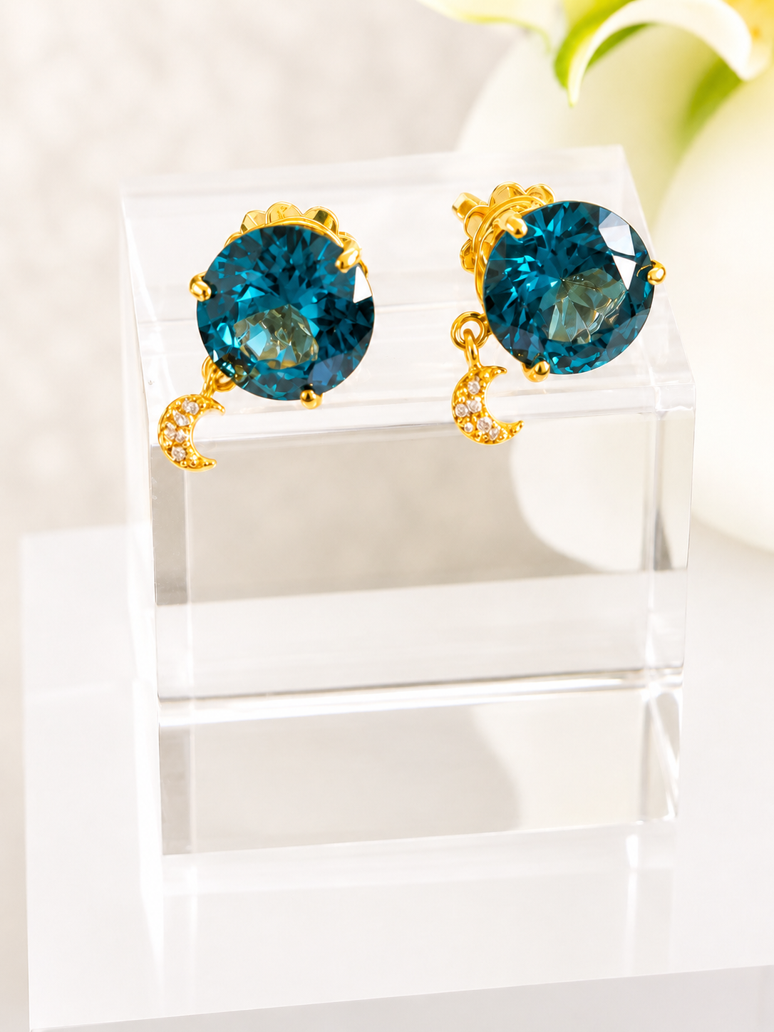 Aretes LUNA