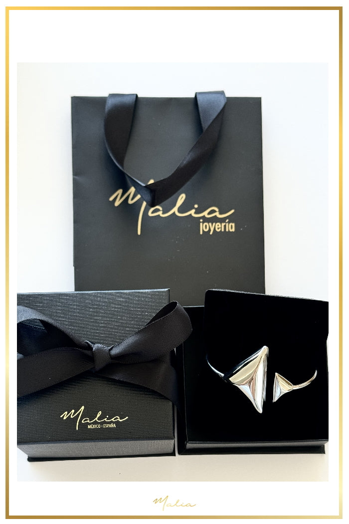 Pulsera Cuff Triangular en Rodio