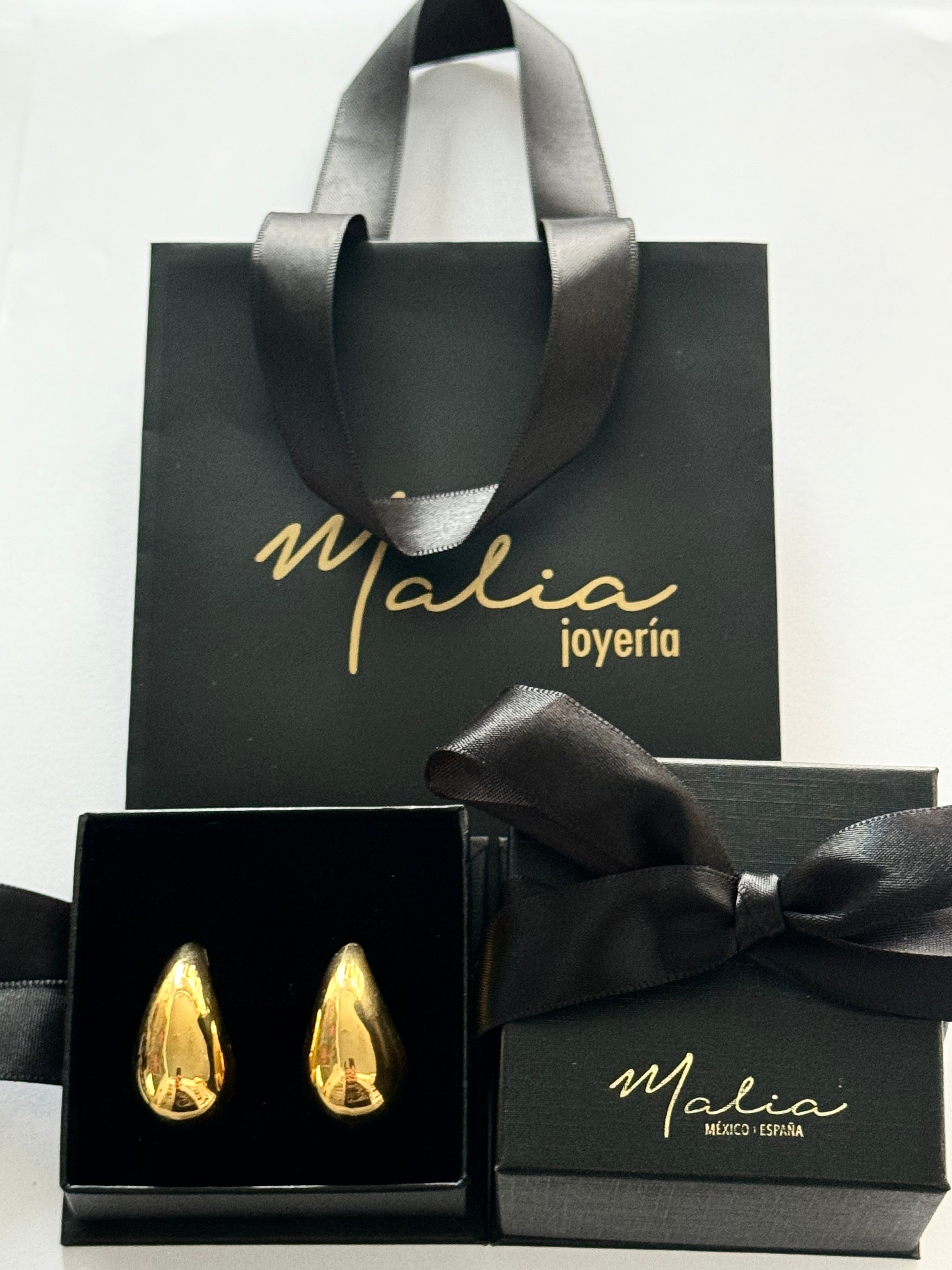 Aretes de Gota en Chapa de Oro