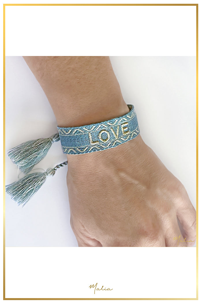 Pulsera Tejida LOVE Celeste Ajustable