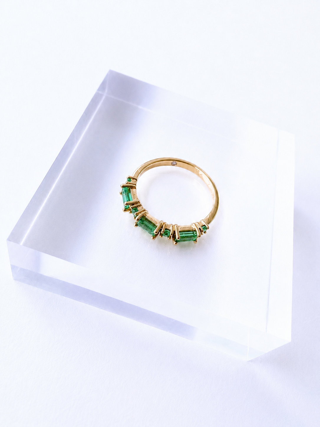 Anillo Son de Mar Esmeralda