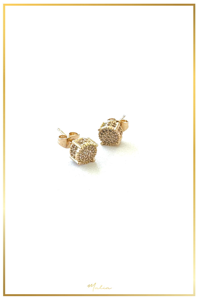 Aretes Studs Circonias Pavee en Chapa de Oro