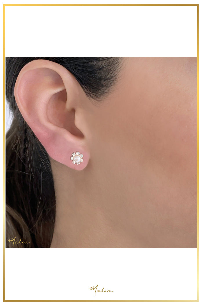 Aretes Flor Perla Pequeña Circonias