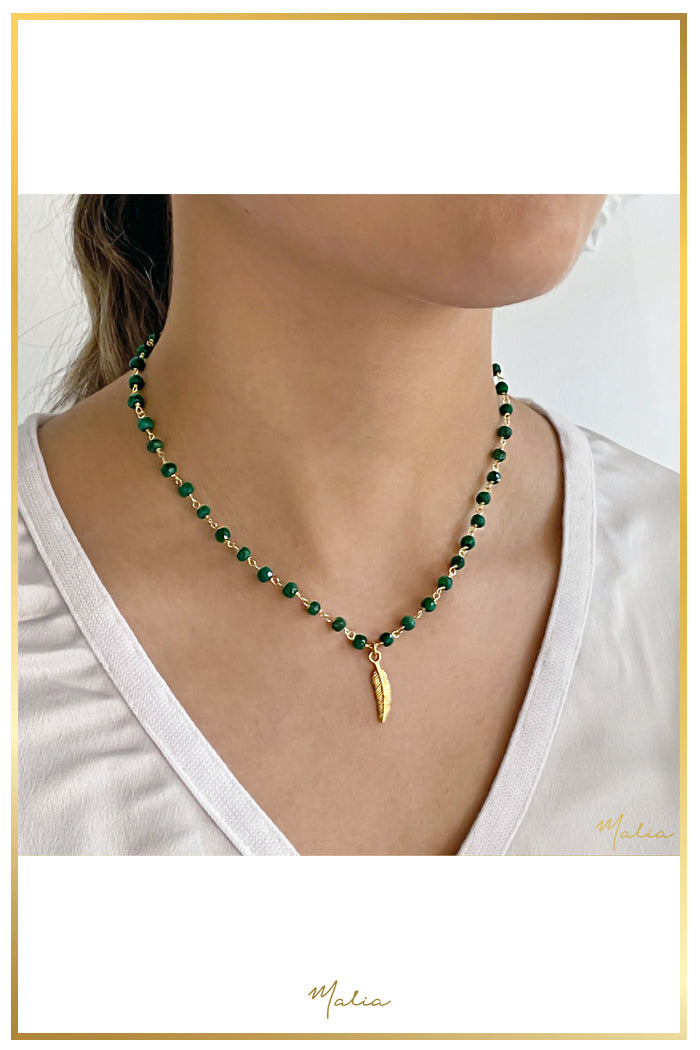 Collar Esmeraldas Naturales con Hojita