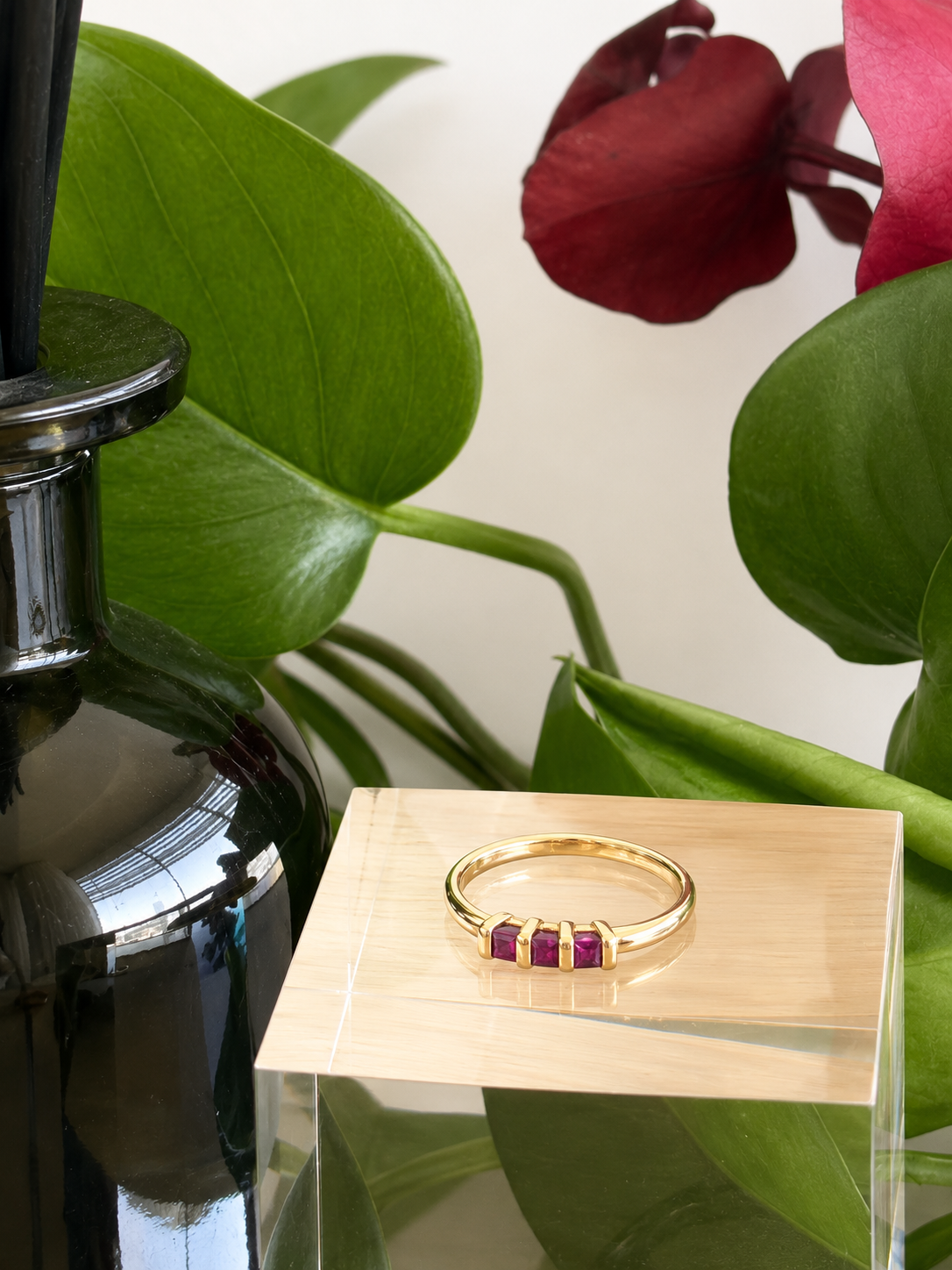 ABYSSAL Ring - Ruby