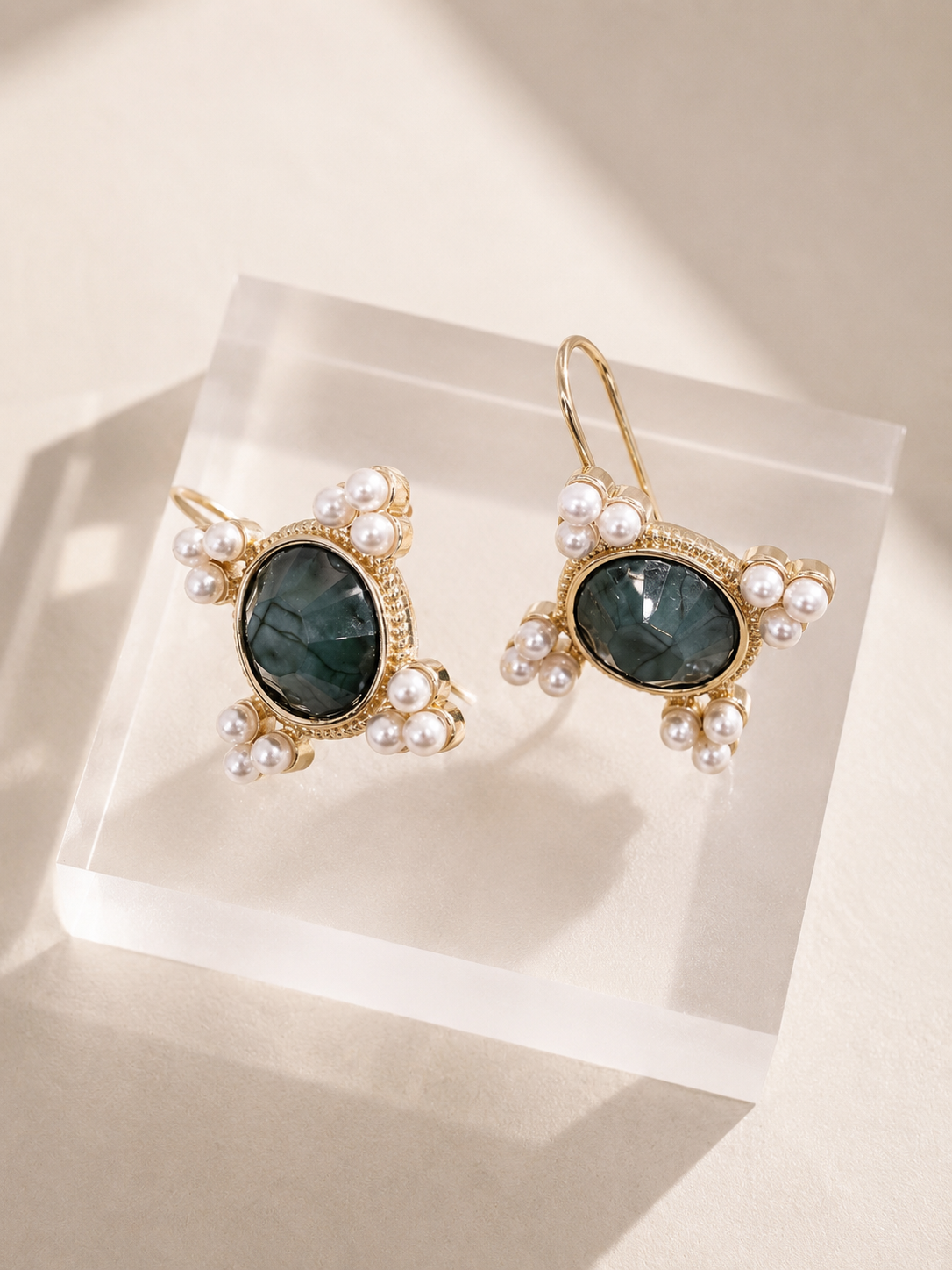 ALMA Earrings - Large EMERALD
