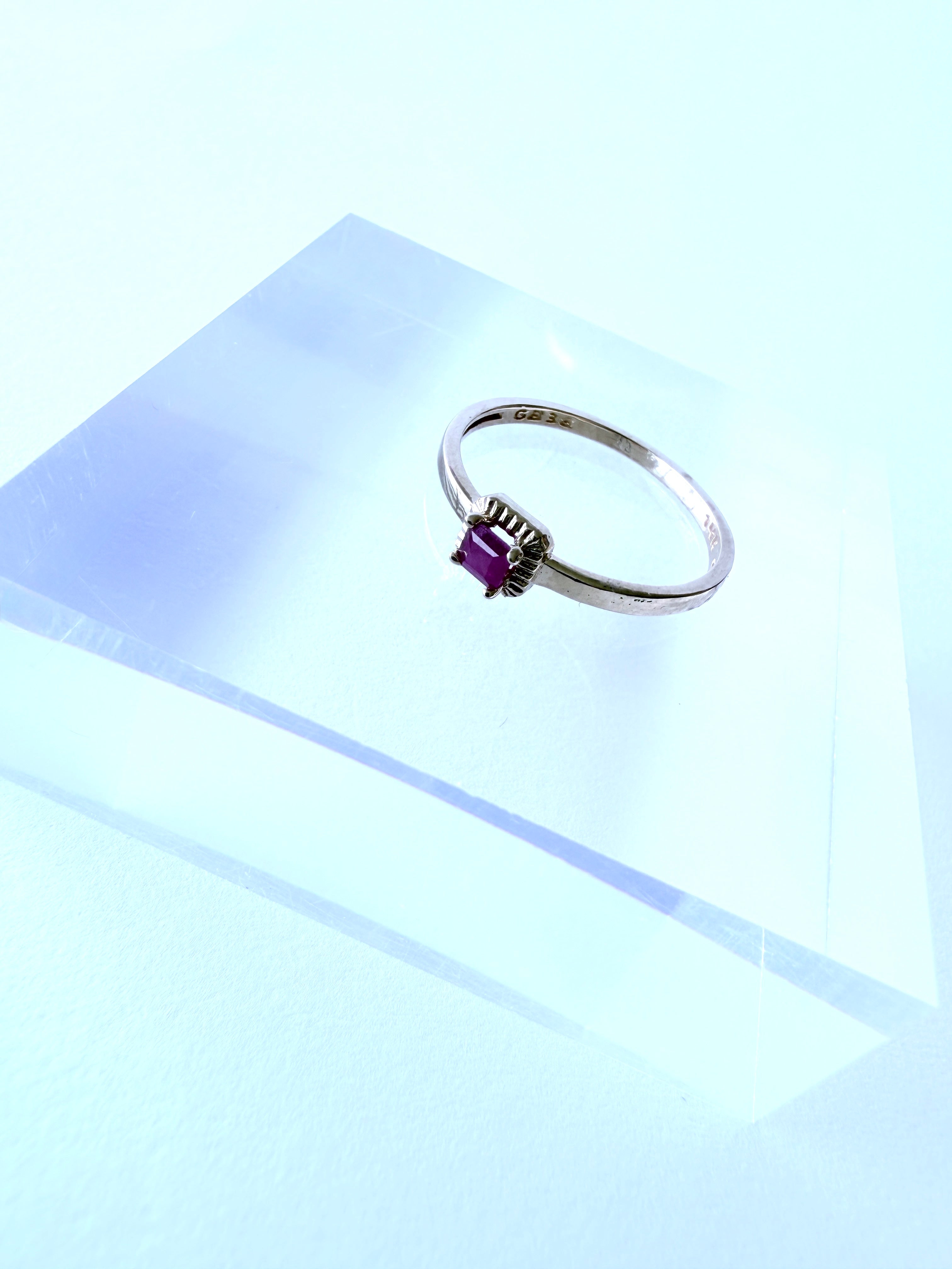 Anillo Libélula Rubí