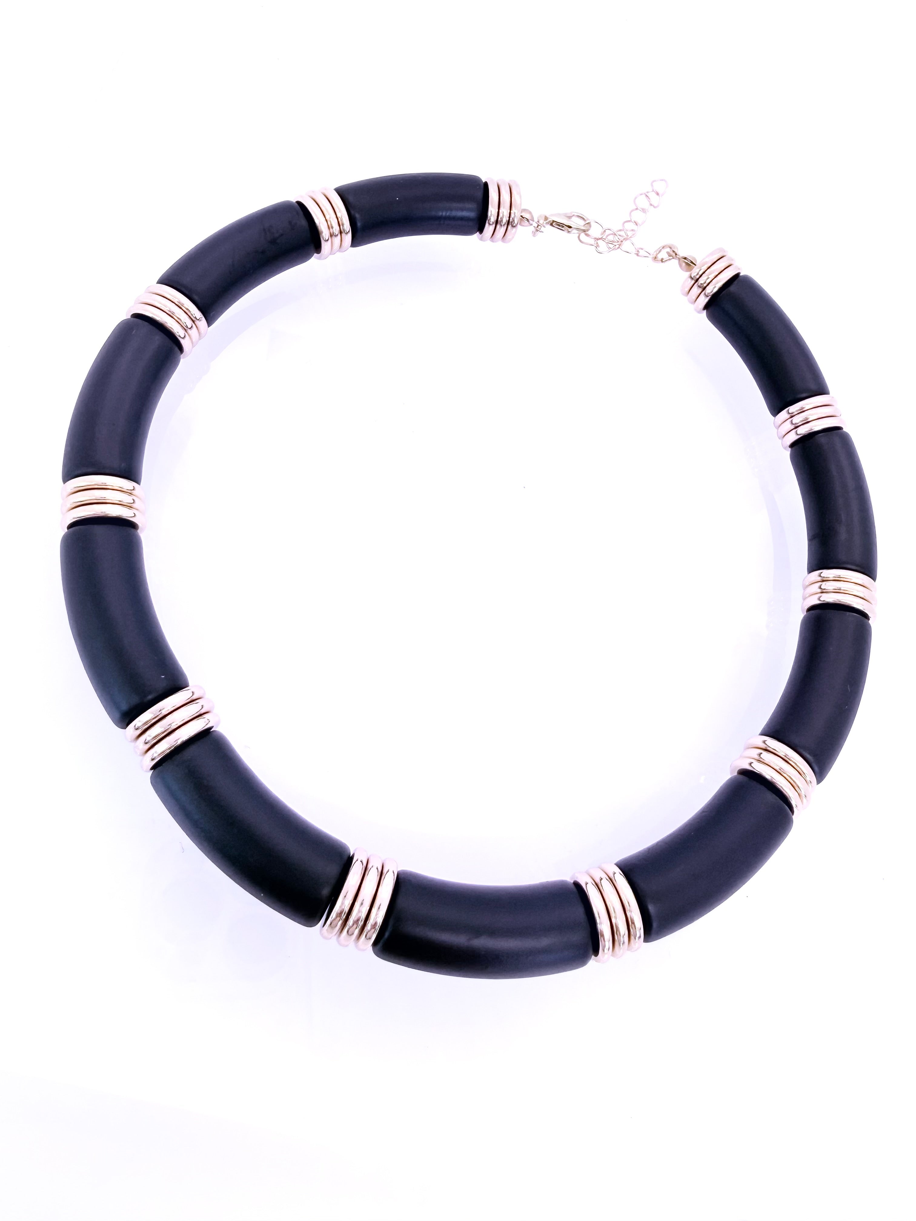 Collar FORTALEZA - Negro