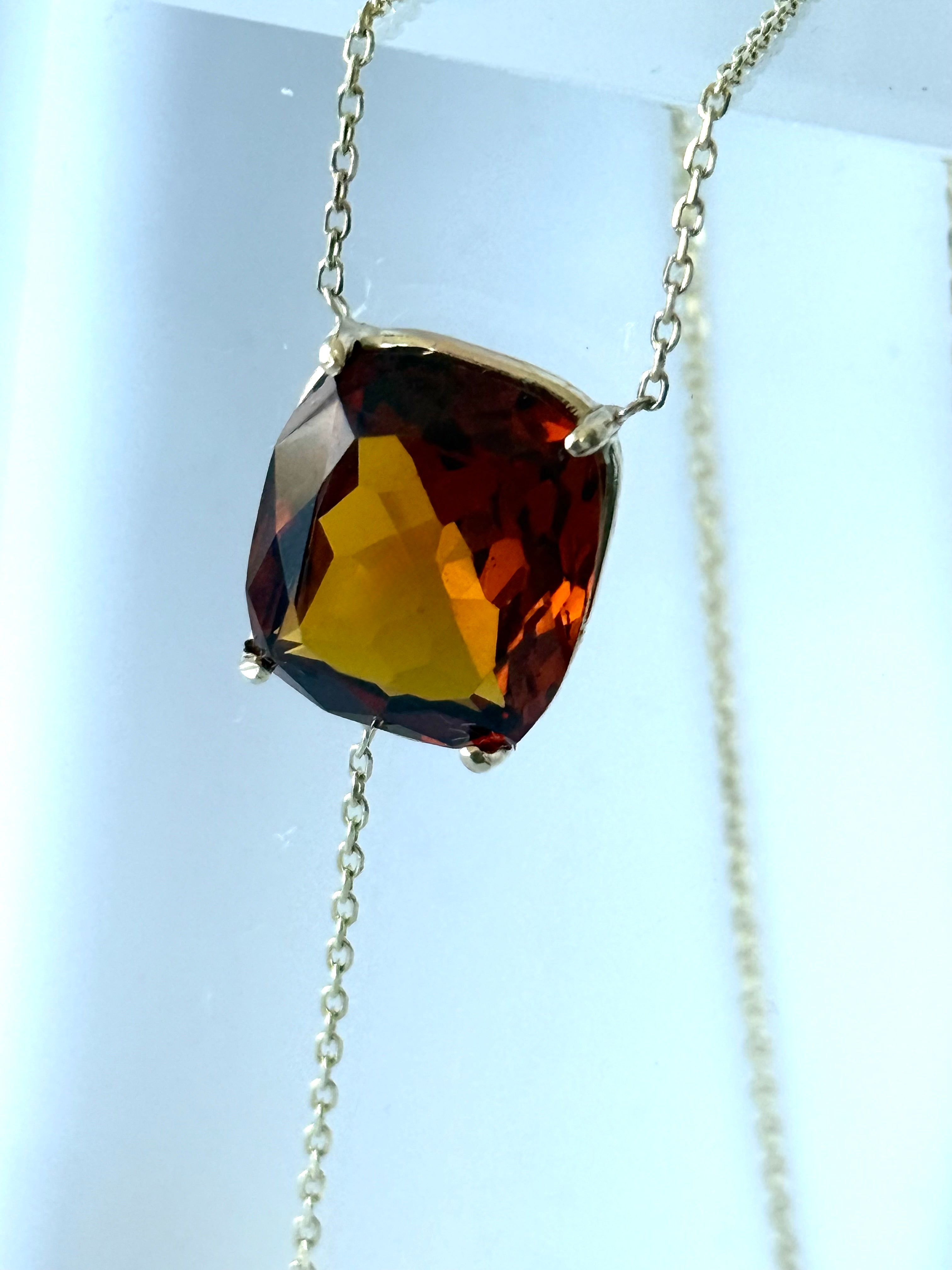 COLLAR SATURNO