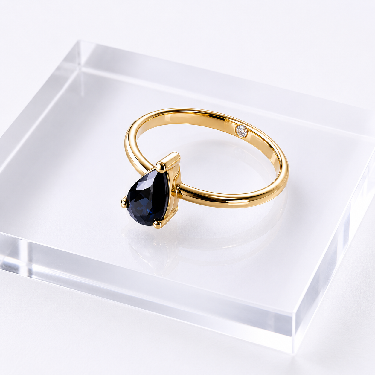 Anillo Gota Zafiro