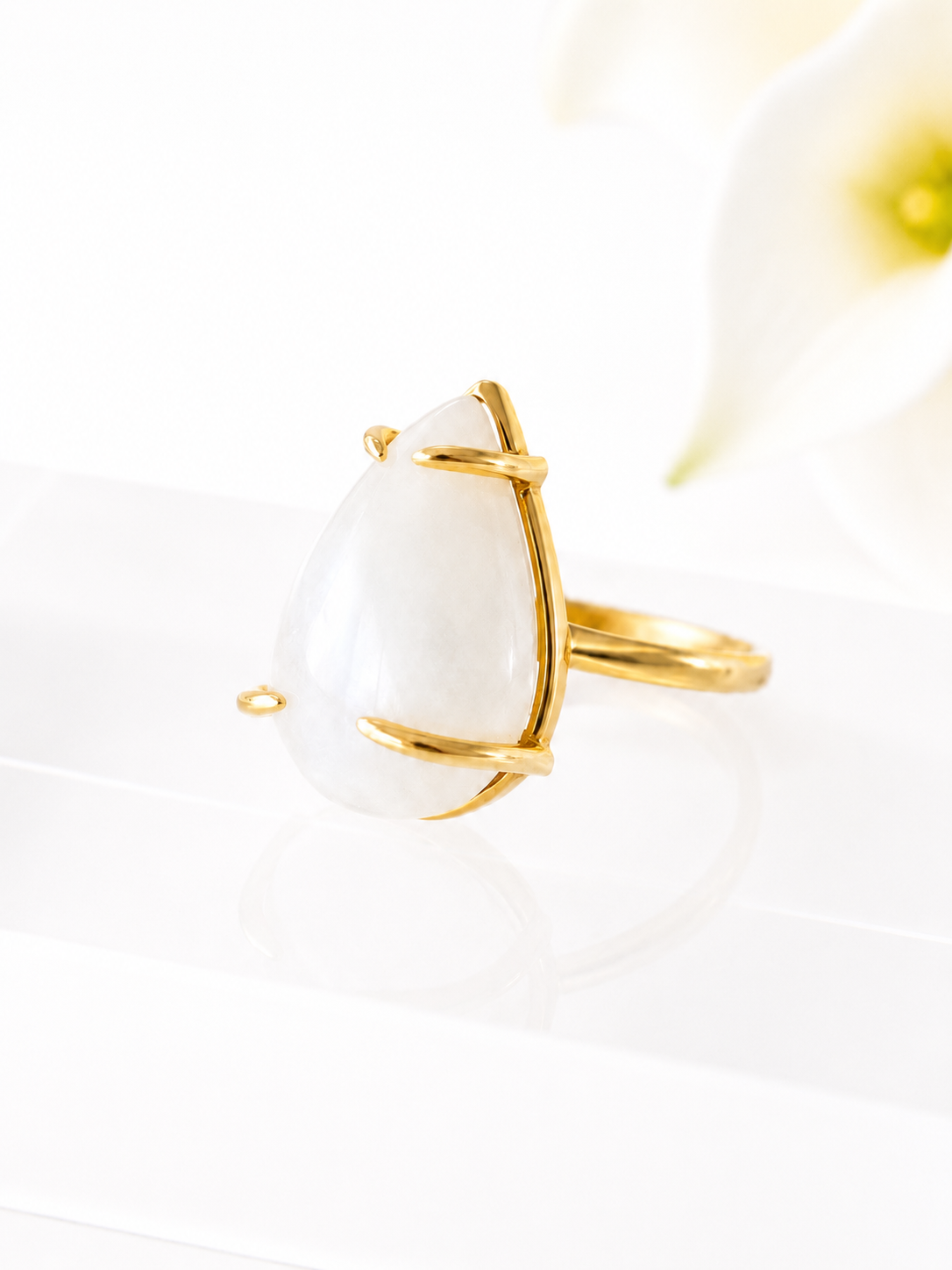 Anillo GOTA DE LUNA